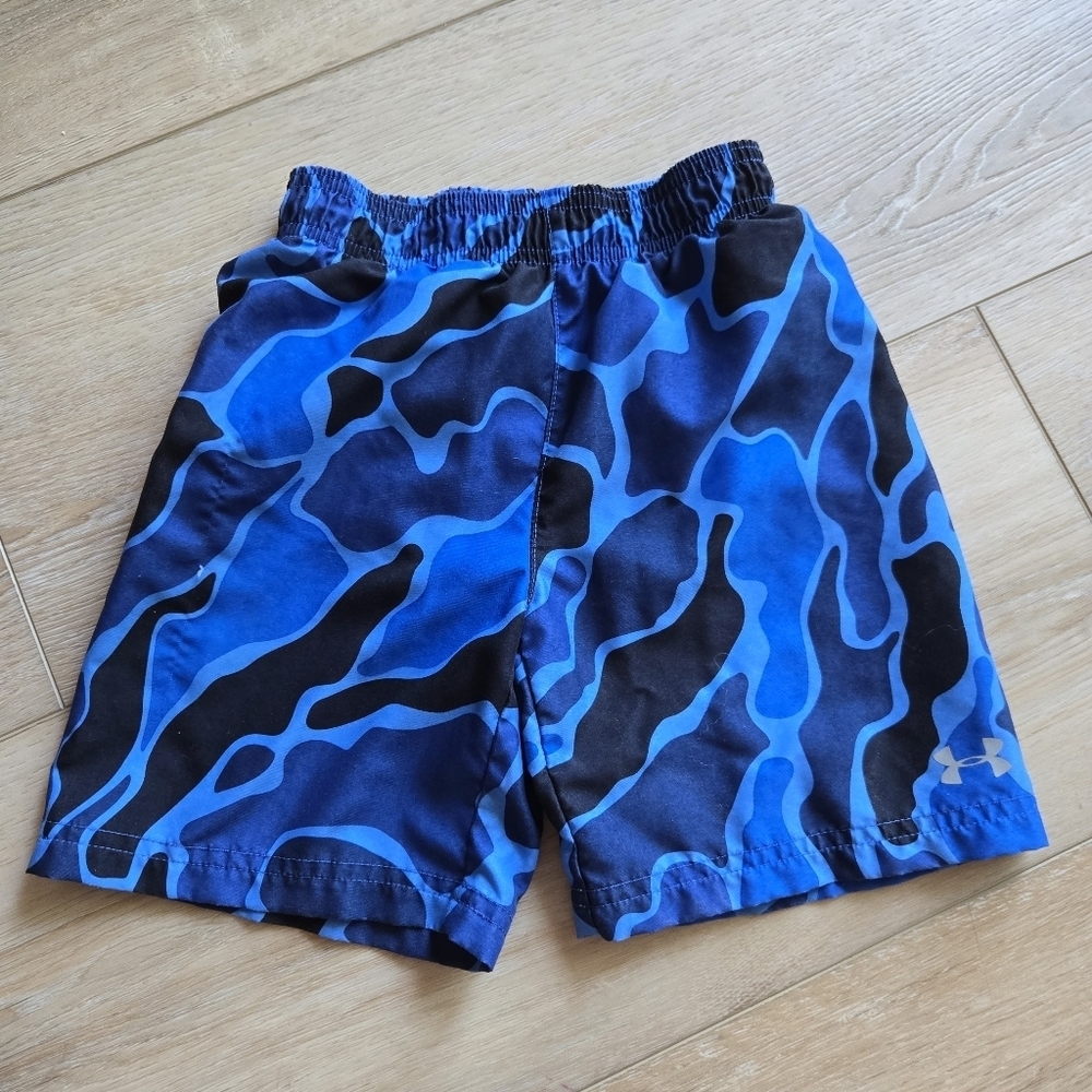 Under Armour Kids' Blue Camo Swim Shorts Board Shorts GUC size 4